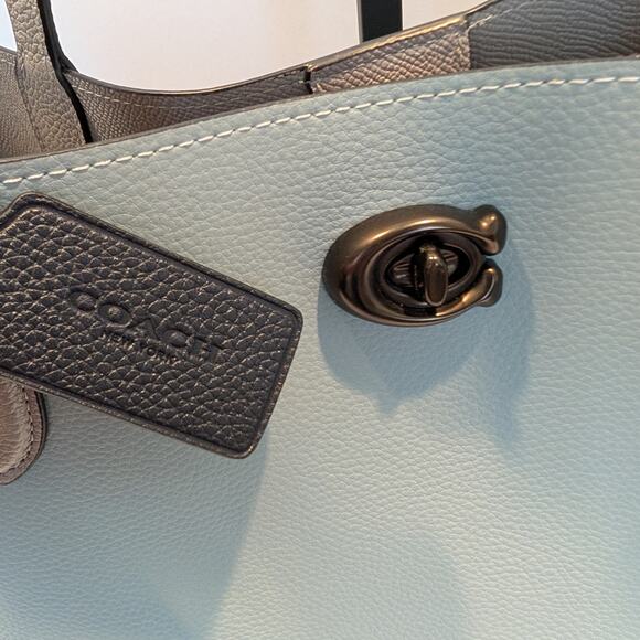 Coach Retail C0692 Willow Pebble Leather Tote In Colorblock Shoulder Bag Pewter - Picture 2 of 9